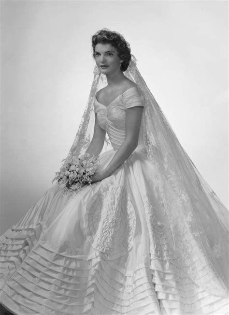 jackie kennedy wedding dress history.